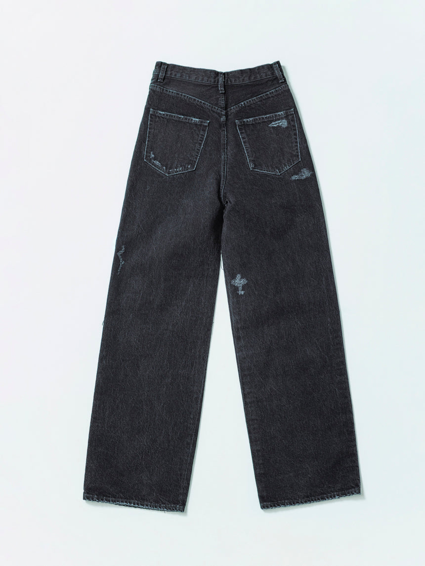 ダメージデニムパンツ（BLACK）