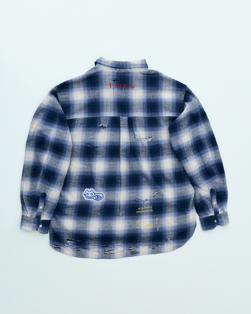 チェックシャツ